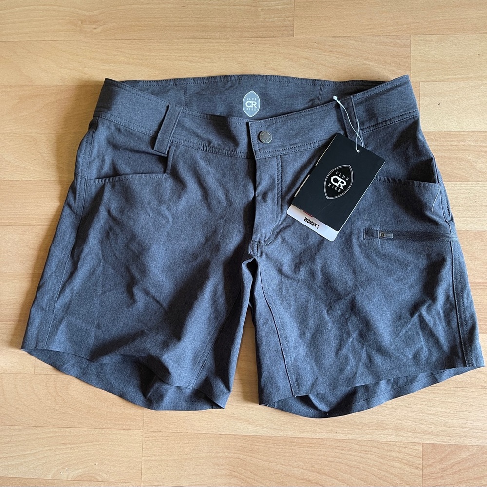 Club Ride Shorts with Padded Chamois Liner Large NWT